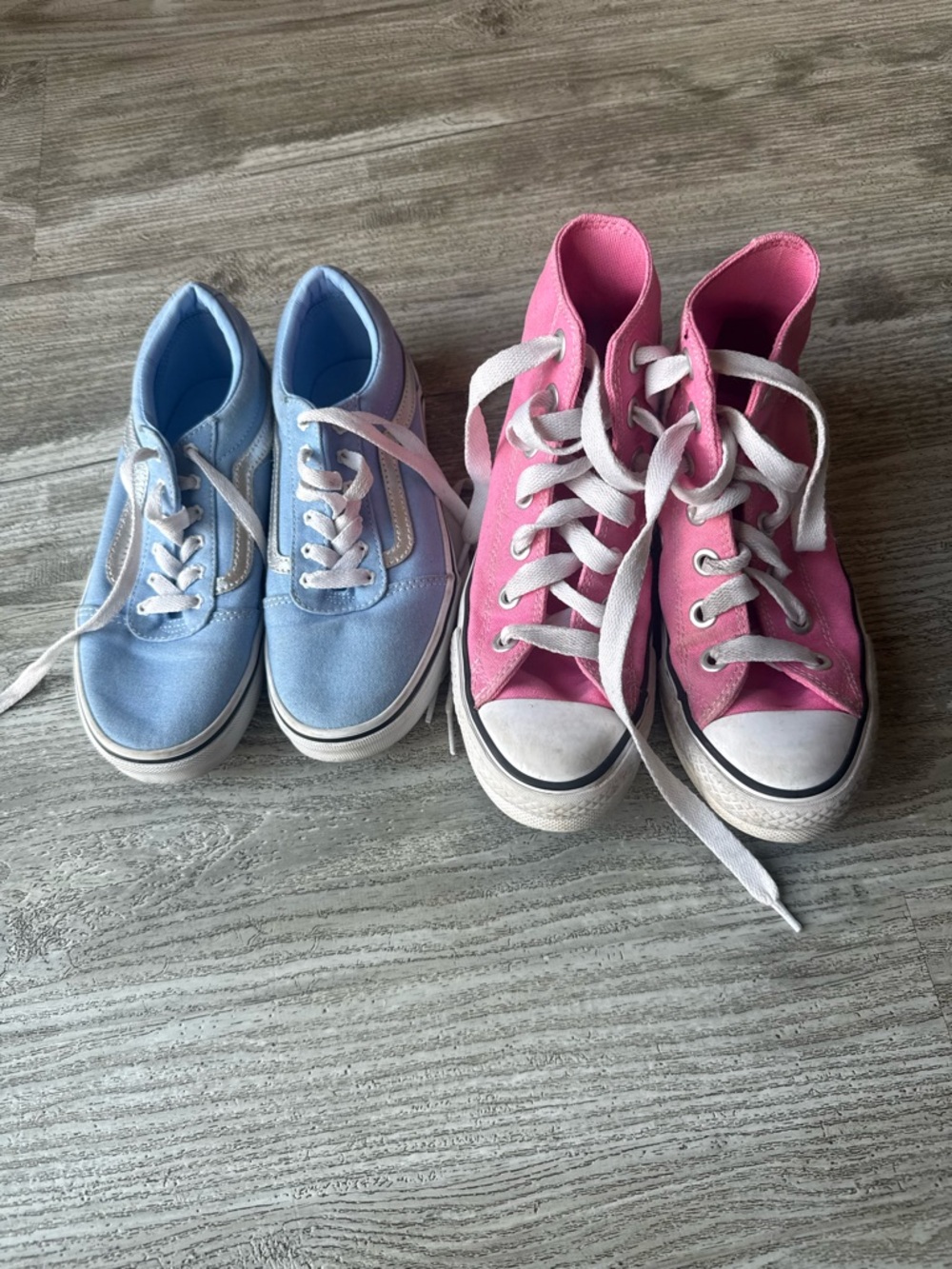 Vans and converse Kids Pink High-Top and Light Blue Low-Top Sneakers